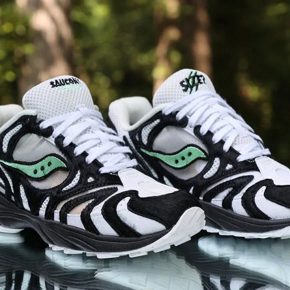 Saucony X Grid Azura 2000 Zebra